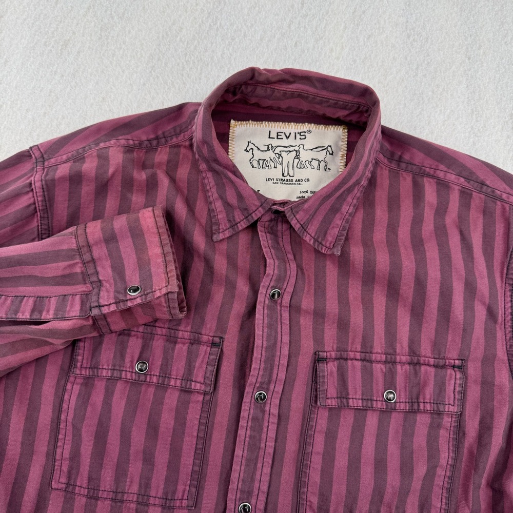 Levis Mens M Black Pearl Snap Western Long Sleeve Button Down Burgundy Striped